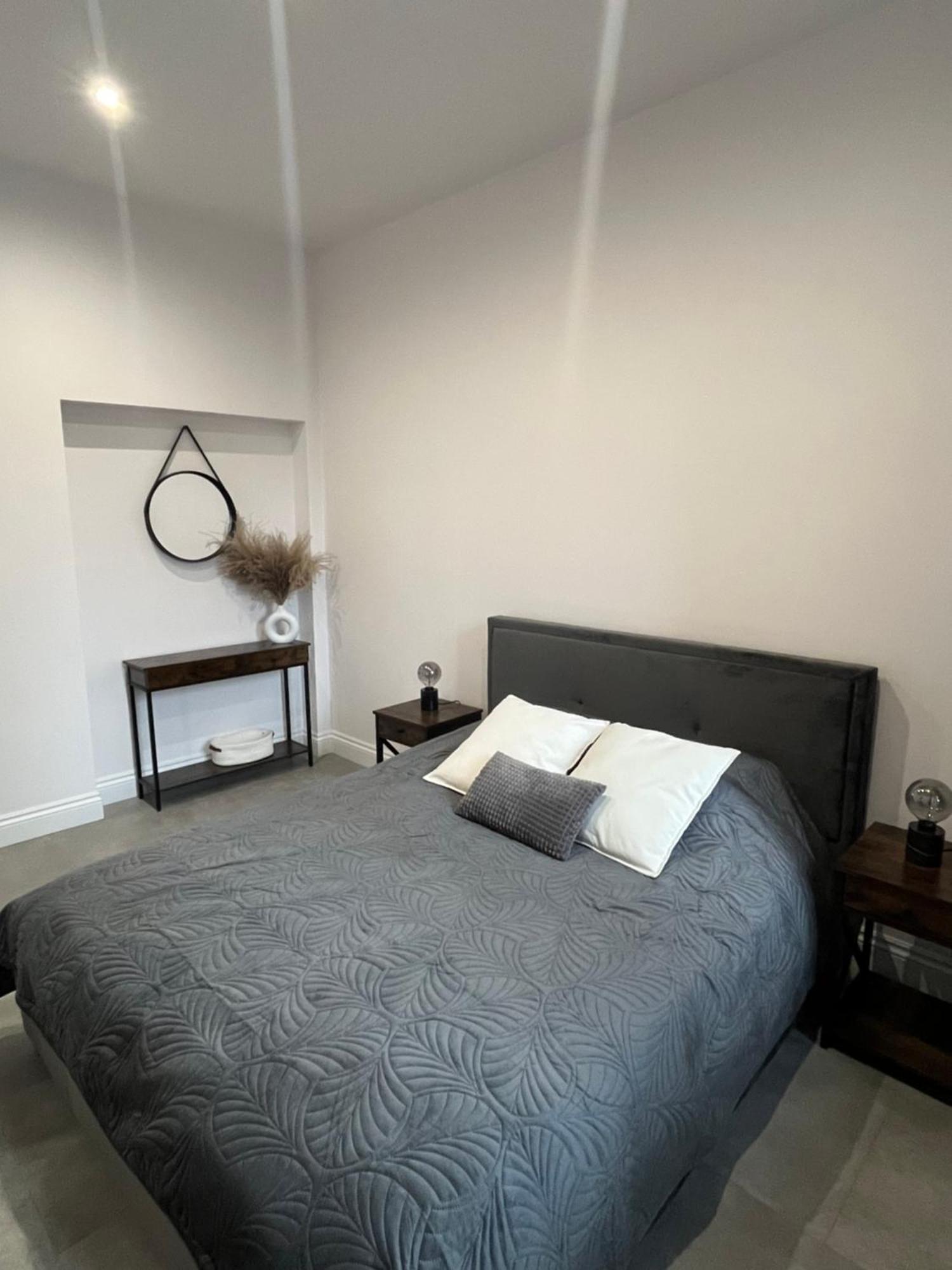 Neighbourhood Apartment Люблин Екстериор снимка